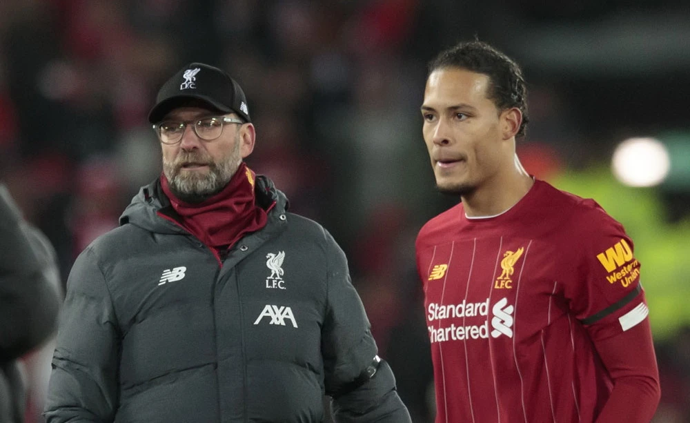 tranh-cai-nay-lua-ve-van-dijk-sau-tran-hoa-man-united (1).jpg