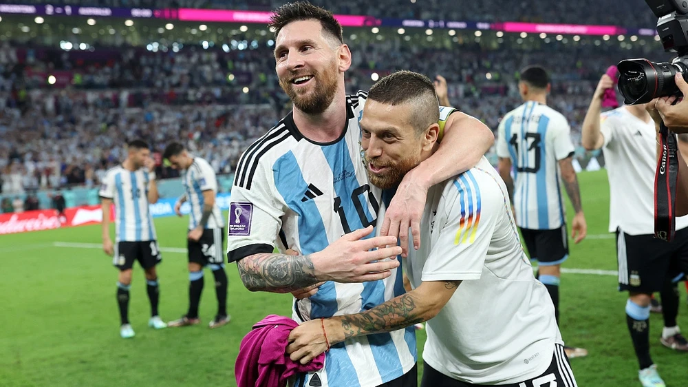 dong-doi-cua-messi-bi-doa-giet (1).jpeg