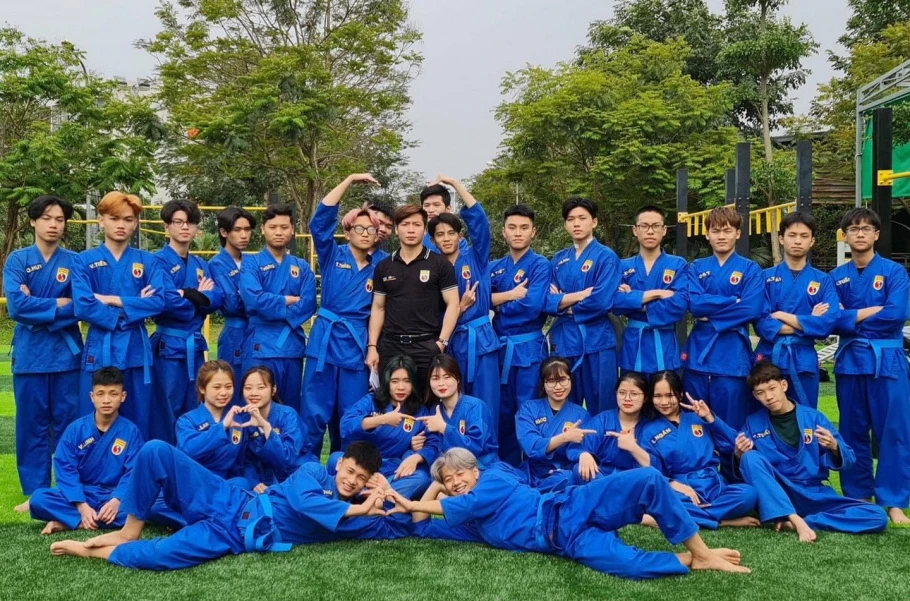 ut-nguyen-vo-su-tre-thich-an-trau-dua-vo-co-truyen-len-phim (1).jpeg