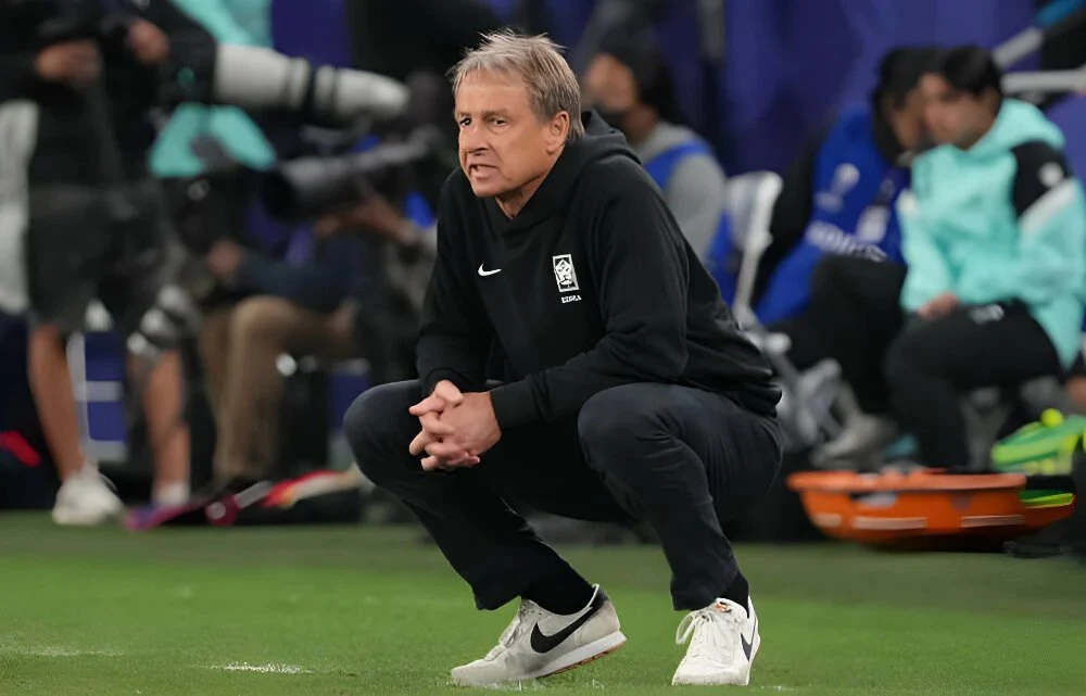 hlv-klinsmann-khuyen-cau-thu-han-quoc-tranh-cang-thang-khi-gap-keo-duoi-jordan (2).jpg