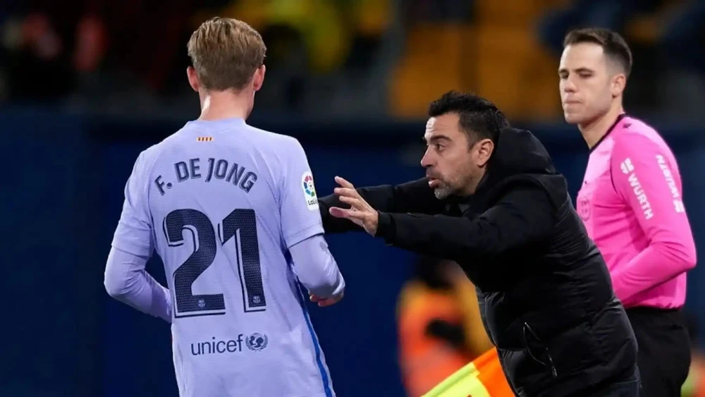 hlv-xavi-da-khong-con-nhan-luong-o-barcelona (2).jpg