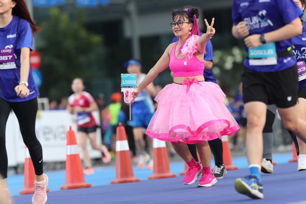 nhung-nha-vo-dich-run-to-live-2024 (19).jpg