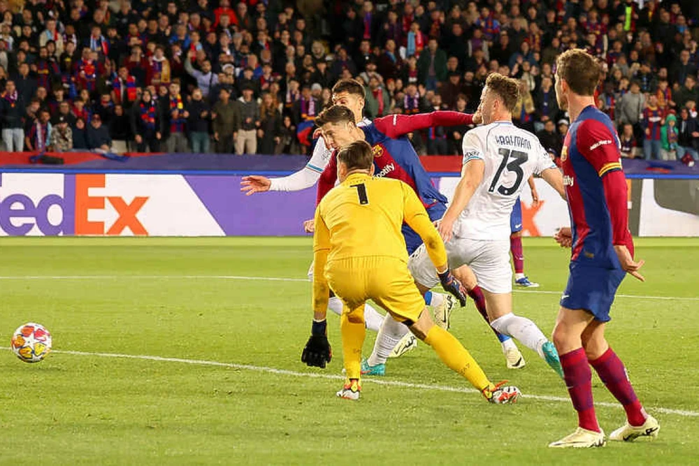 lewandowski-noi-ve-viec-chia-tay-barca (2).jpg