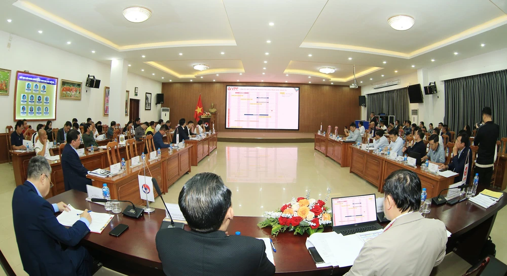 tam-dung-v-league-vi-tuyen-u-23-viet-nam-loi-va-hai (1).jpg