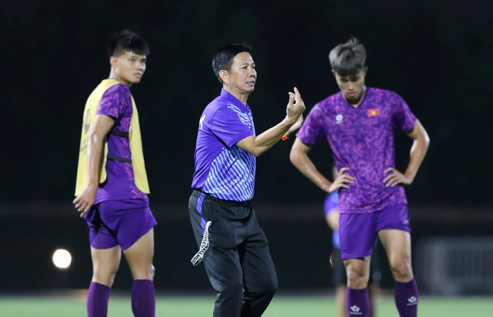 HLV Hoàng Anh Tuấn