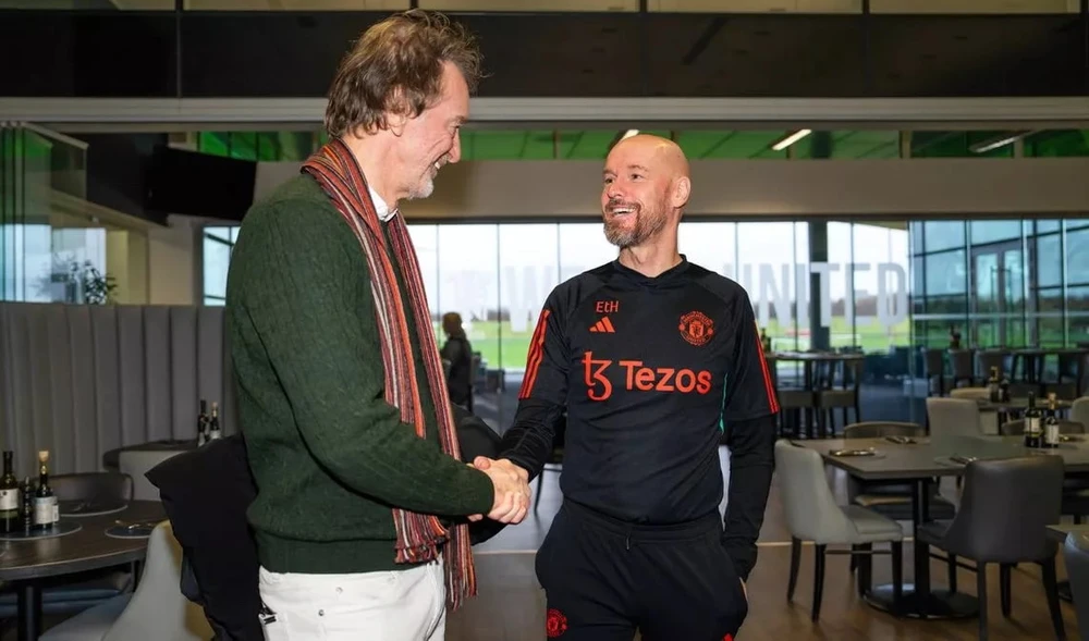 soc-man-united-quyet-dinh-giu-lai-hlv-ten-hag (2).jpg