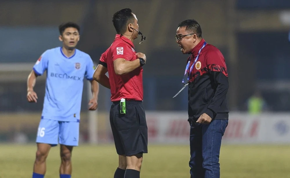 uan-khuc-kiatisak-sieu-co-va-loi-tran-tinh-cua-thay-ngoai (1).jpg