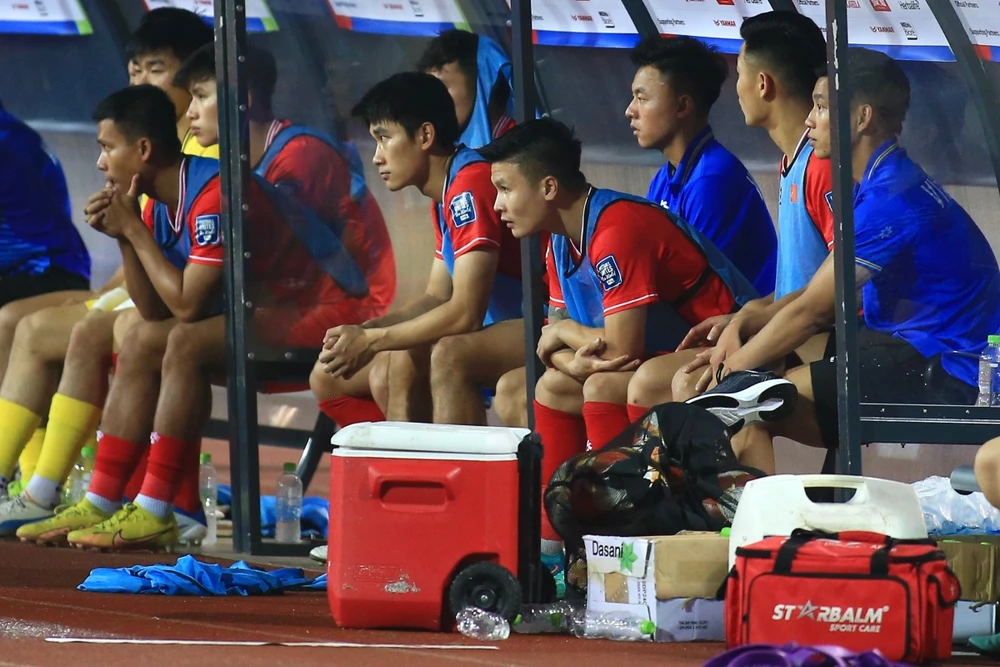 nuoc-mat-uat-nghen-cua-quang-hai-va-man-tai-xuat-o-my-dinh (1).jpg