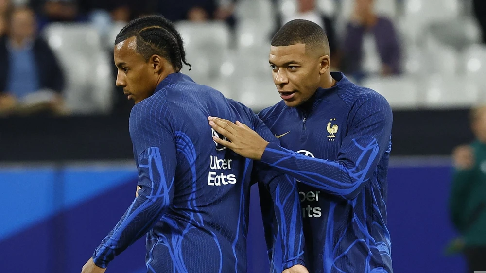 Đối đầu Mbappe