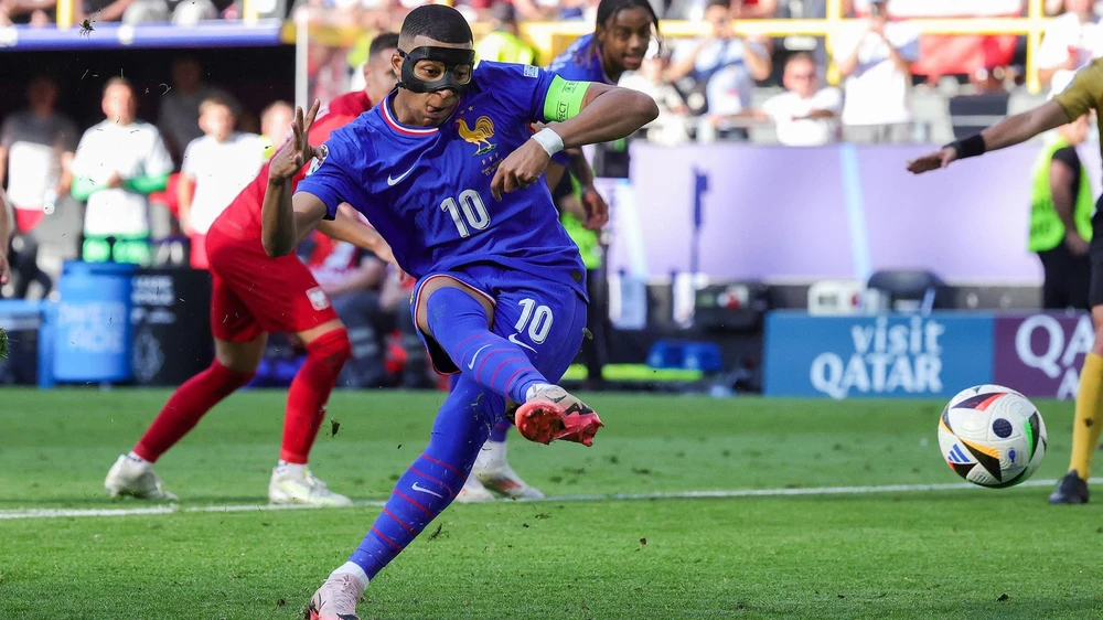 mbappe-se-choi-tot-hon-neu-khong-luoi-bieng (2).jpg