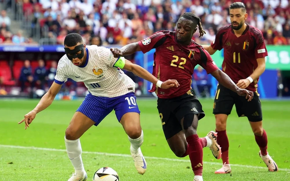 mbappe-that-vong-voi-chinh-minh (5).jpg