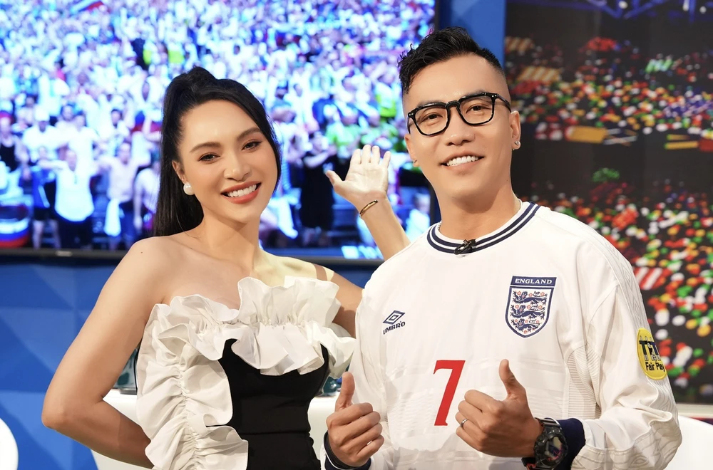 bong-hong-hien-ngo-toa-sang-mua-euro (1).jpeg