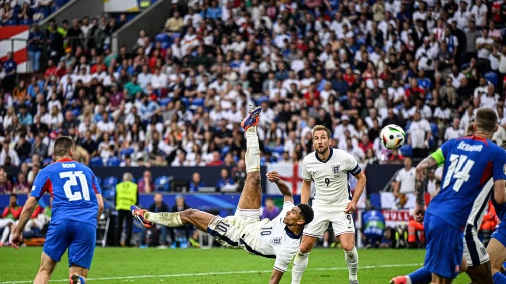 doi-tuyen-anh-manh-me-hon-sau-2-lan-tro-ve-tu-coi-chet (3).jpg