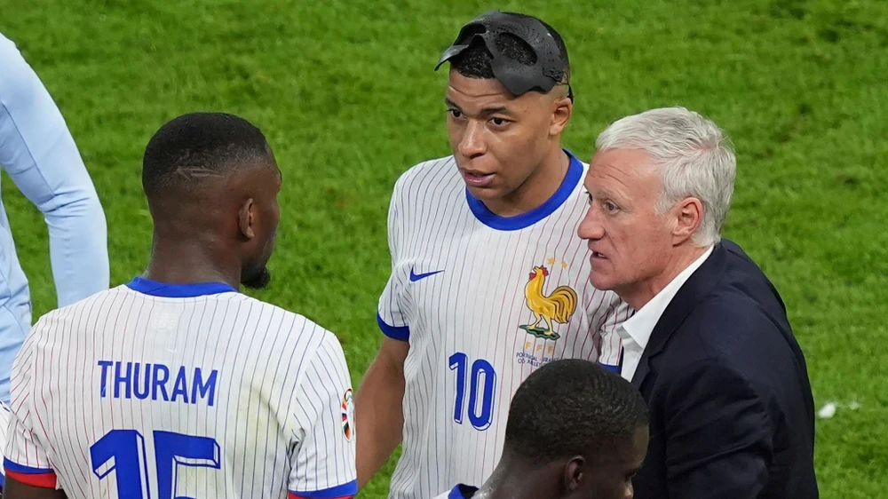 mbappe-la-suc-manh-hay-ganh-nang-cua-doi-tuyen-phap (2).jpg