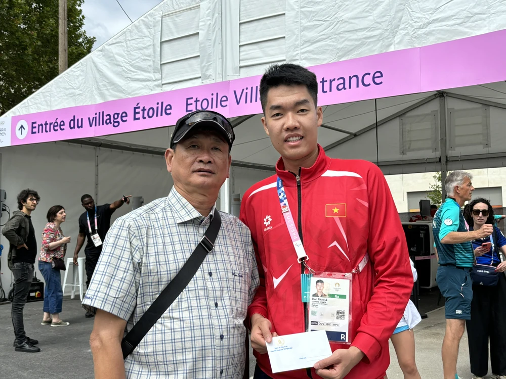 chuyen-ve-vdv-cam-co-cua-doan-the-thao-vn-tai-le-khai-mac-olympic-paris (2).jpg