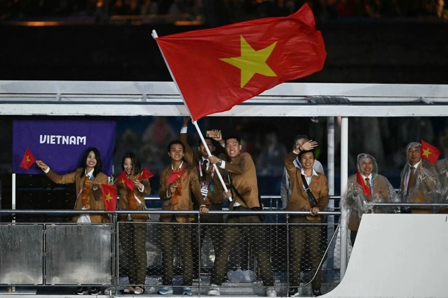 giai-ma-nhung-bi-an-trong-le-khai-mac-olympic-paris-2024 (1).jpg