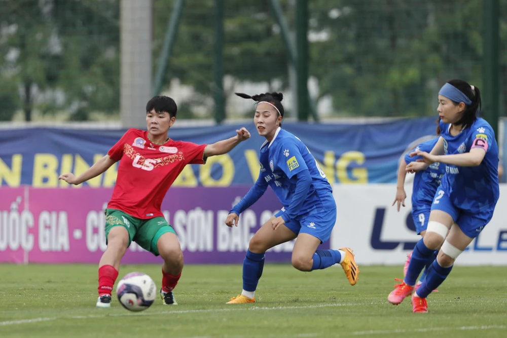 nu-tuong-kim-chi-nhung-ly-tra-sua-va-chuc-vo-dich-thu-13-cua-tuyen-nu-tp-hcm (6).jpg