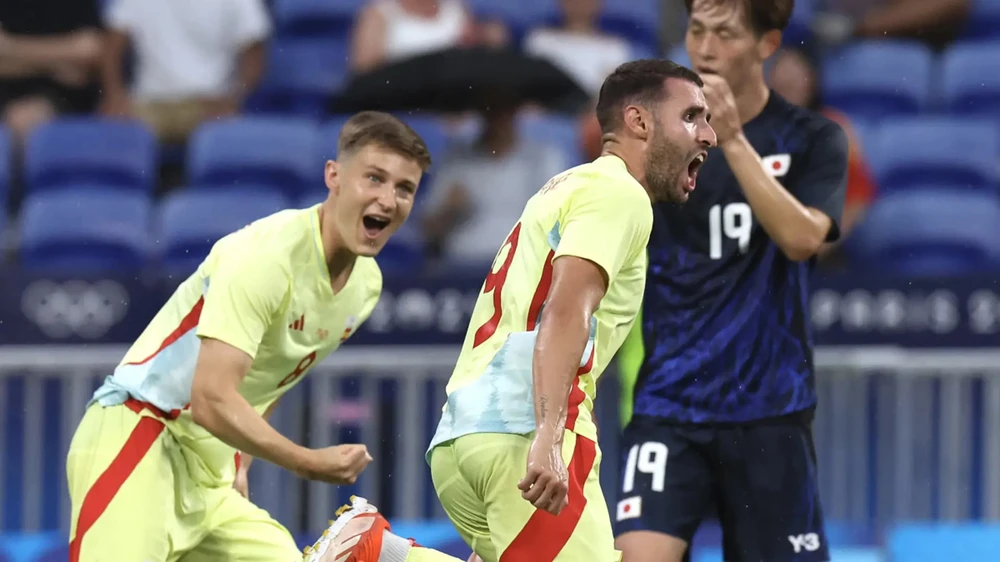 tay-ban-nha-quyet-tra-han-morocco (1).jpg