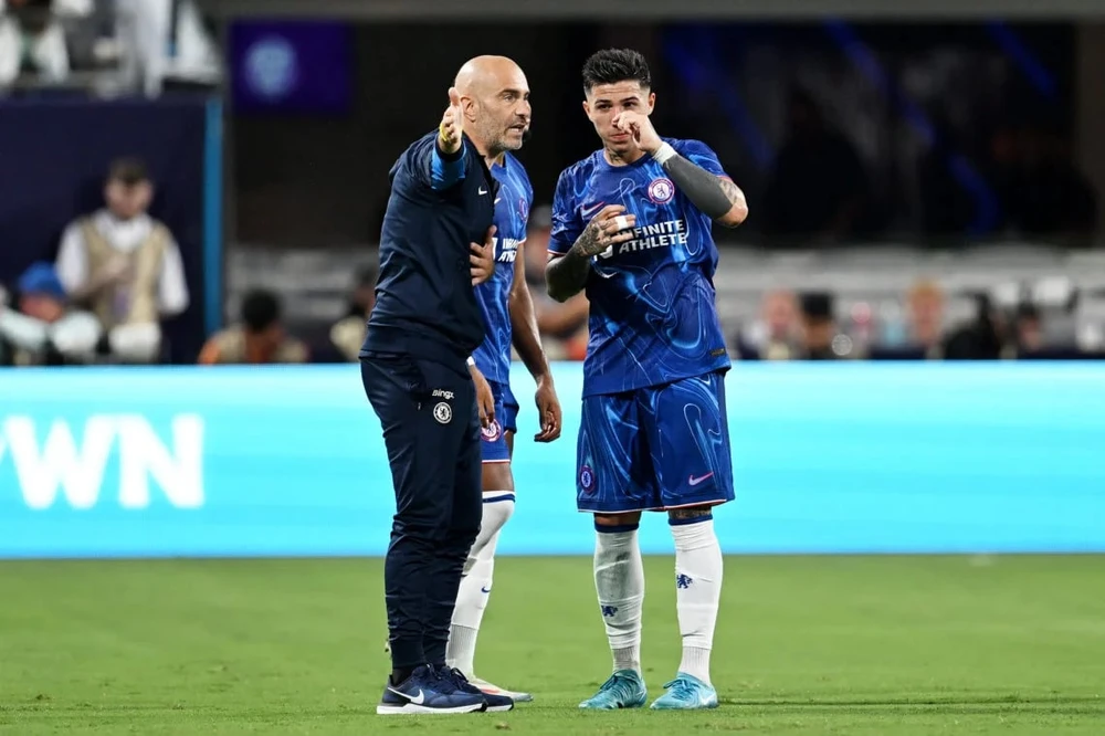 hàng phòng ngự Chelsea