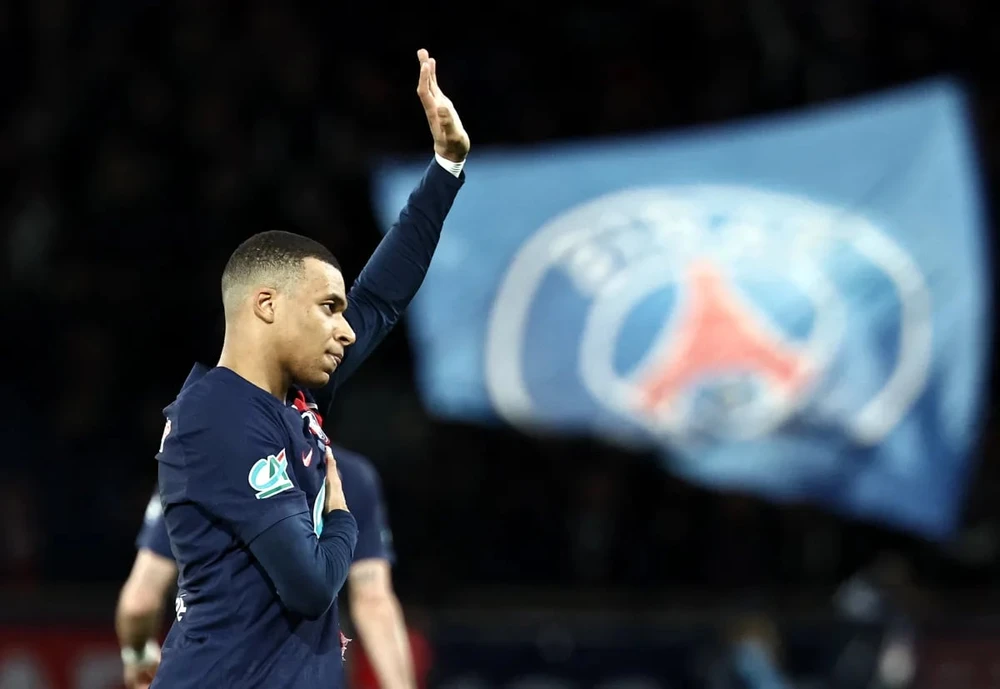 psg-thanh-than-voi-cuoc-song-khong-sieu-sao-mbappe (2).jpg
