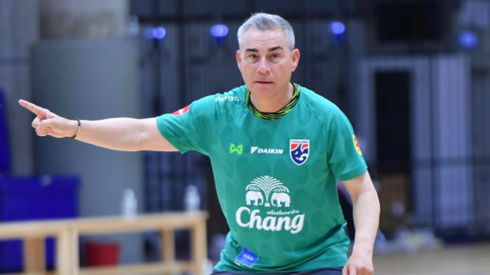 fifa-dieu-tra-vu-be-boi-futsal-phap-iran (1).jpg