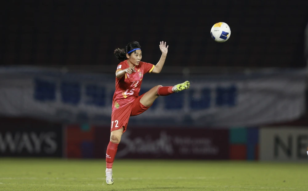 thuy-trang-uoc-ao-lap-ky-luc-cho-tuyen-nu-tp-hcm (5).jpg