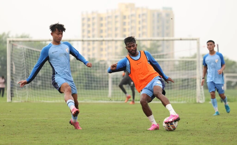 tran-cuoi-cua-hlv-kim-sang-sik (2).jpg