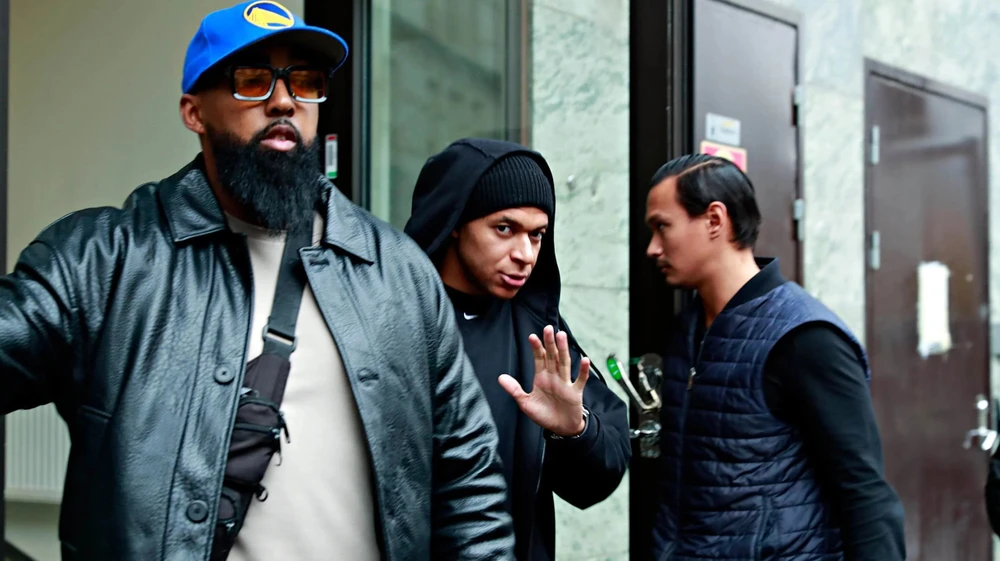 dien-bien-moi-nhat-nghi-an-sieu-sao-mbappe-hiep-dam (1).jpg