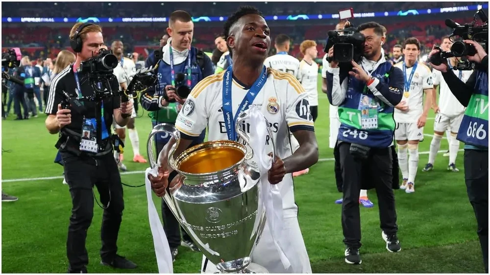 qua-bong-vang-cho-ai (3).jpg