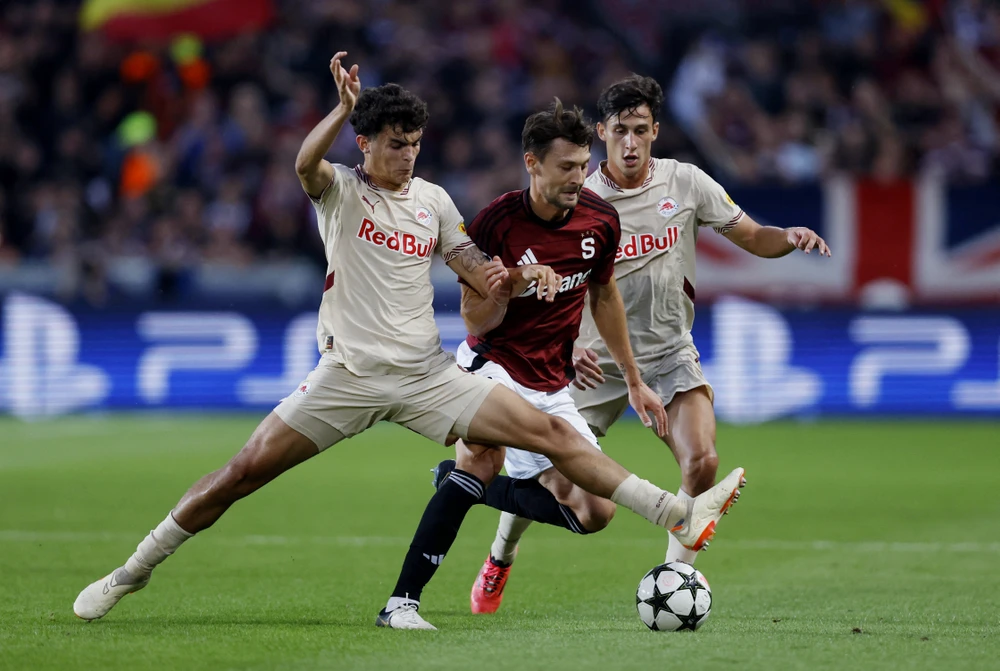 man-city-khang-dinh-suc-manh-cua-nha-vo-dich (2).jpg