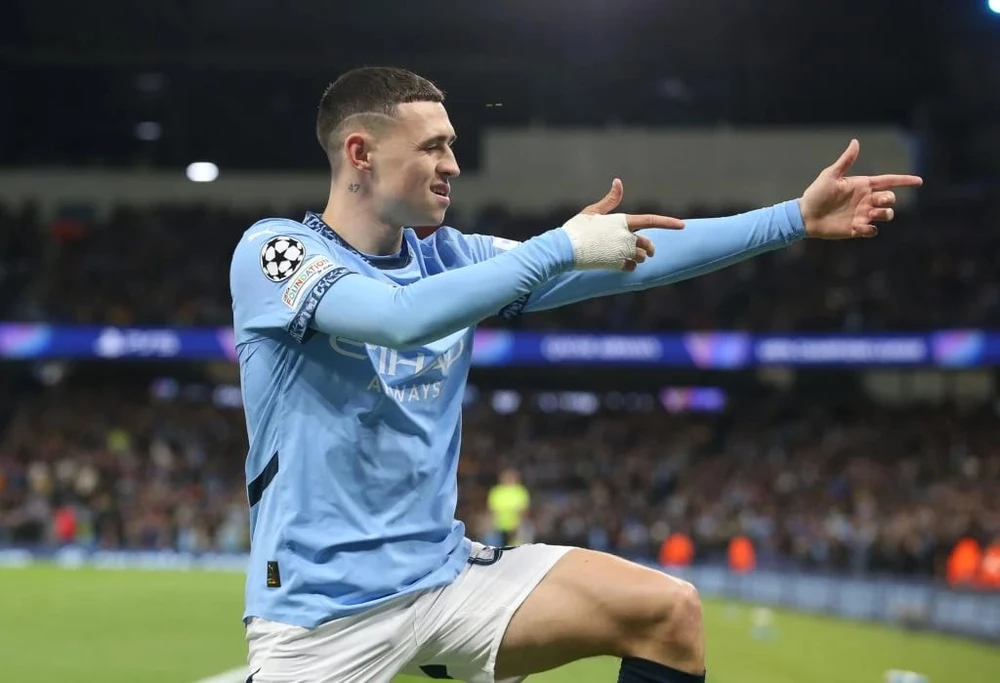 Tiền vệ Phil Foden