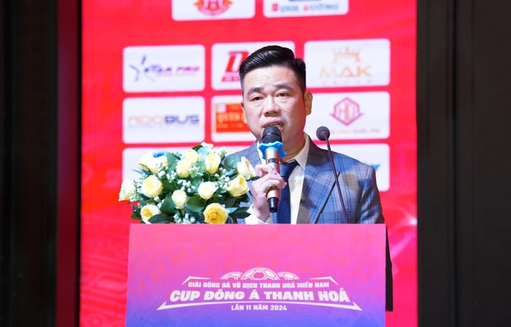 cuoc-choi-lon-bong-da-cua-nguoi-xu-thanh (4).jpg