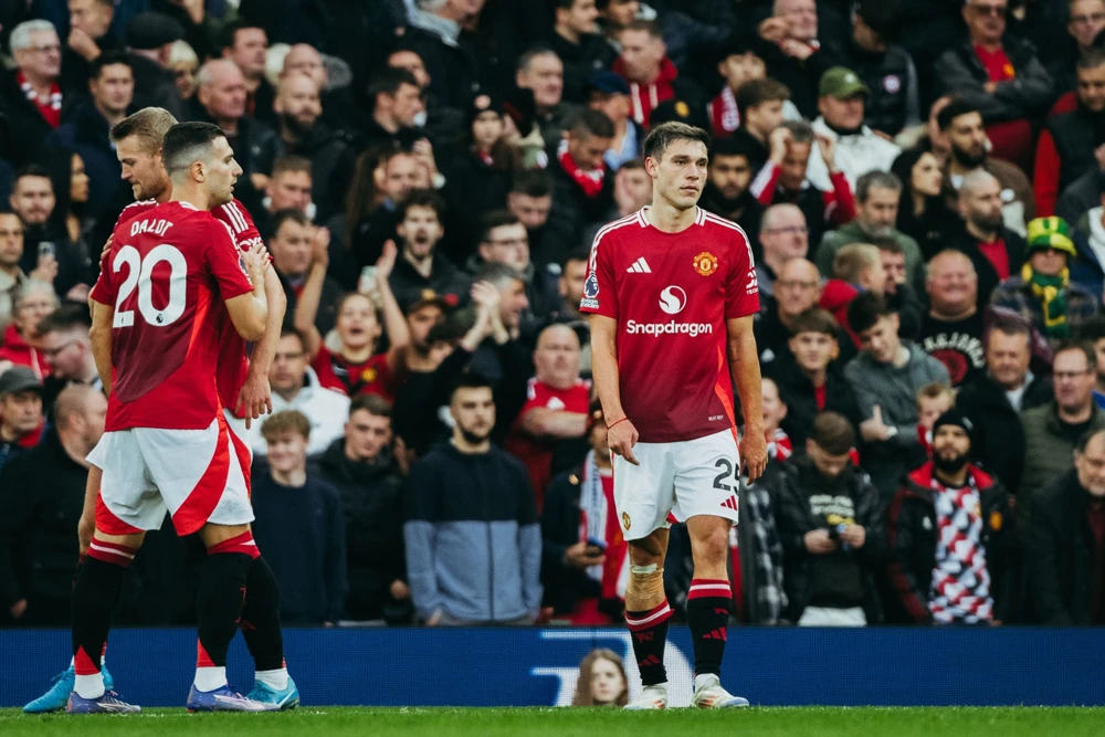 hlv-ruben-amorim-la-dong-doi-voi-hoc-tro-tai-man-united (4).jpg