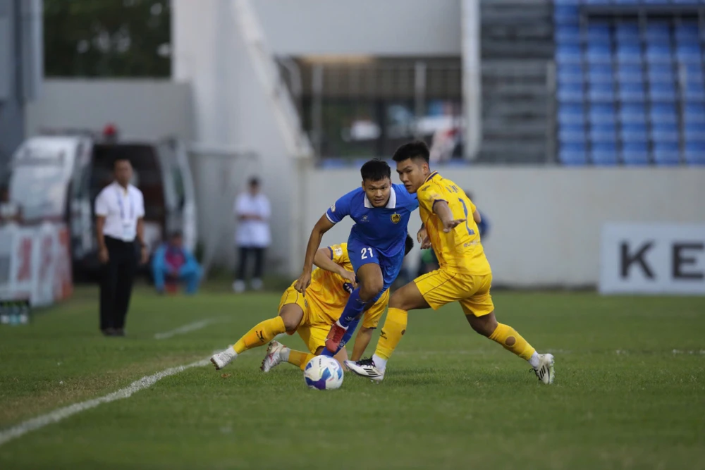 ha-gia-lai-va-cuoc-choi-cua-nhung-nguoi-cung-kho (1).jpg