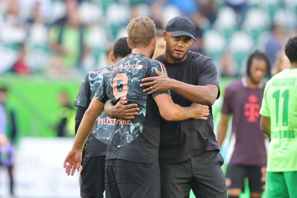 augsburg-khong-phai-doi-thu-cua-hum-xam-nuoc-duc (1).jpg