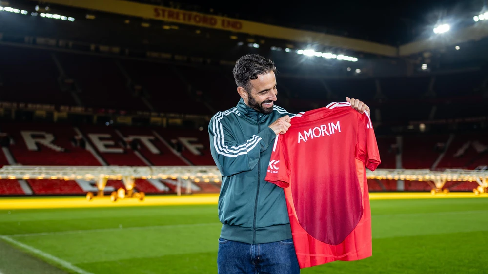 hlv-amorim-tung-ra-doi-hinh-manh-nhat-cua-man-united-dung-do-ipswich-town (1).jpg