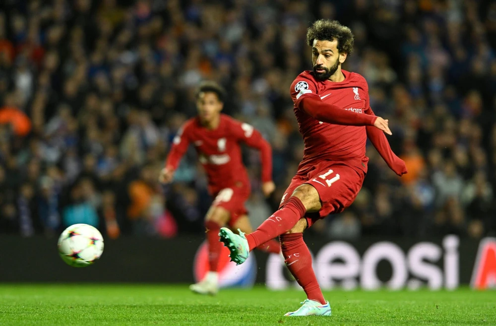 tien-dao-salah-khong-the-so-sanh-voi-ronaldo-va-messi (1).jpg