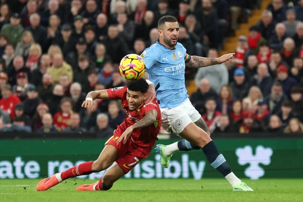 điểm yếu chết người của Man City