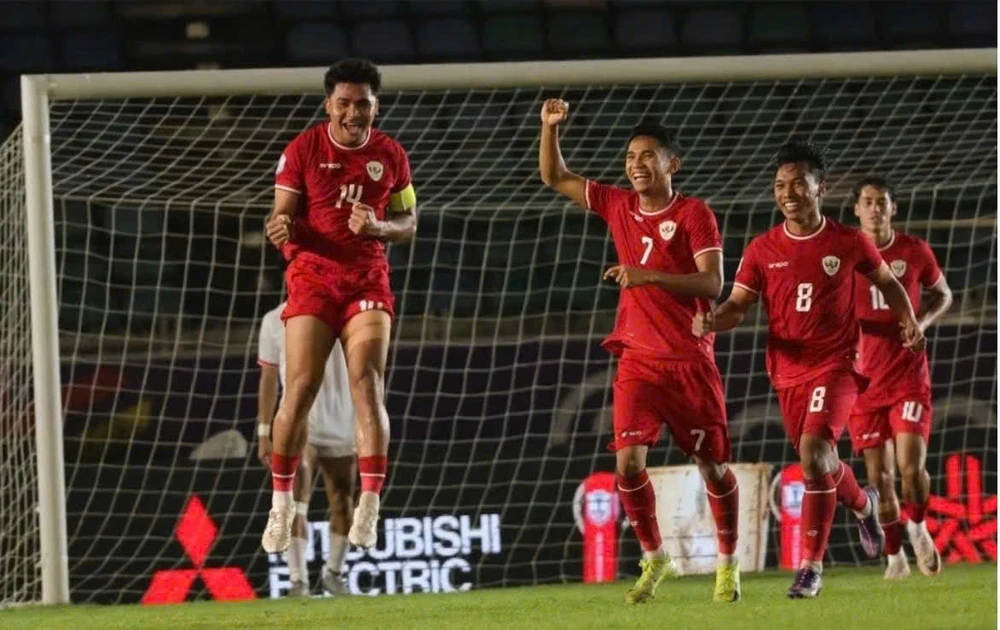 doi-tuyen-indonesia-gap-bat-loi-truoc-tran-quyet-dau-viet-nam (2).jpg