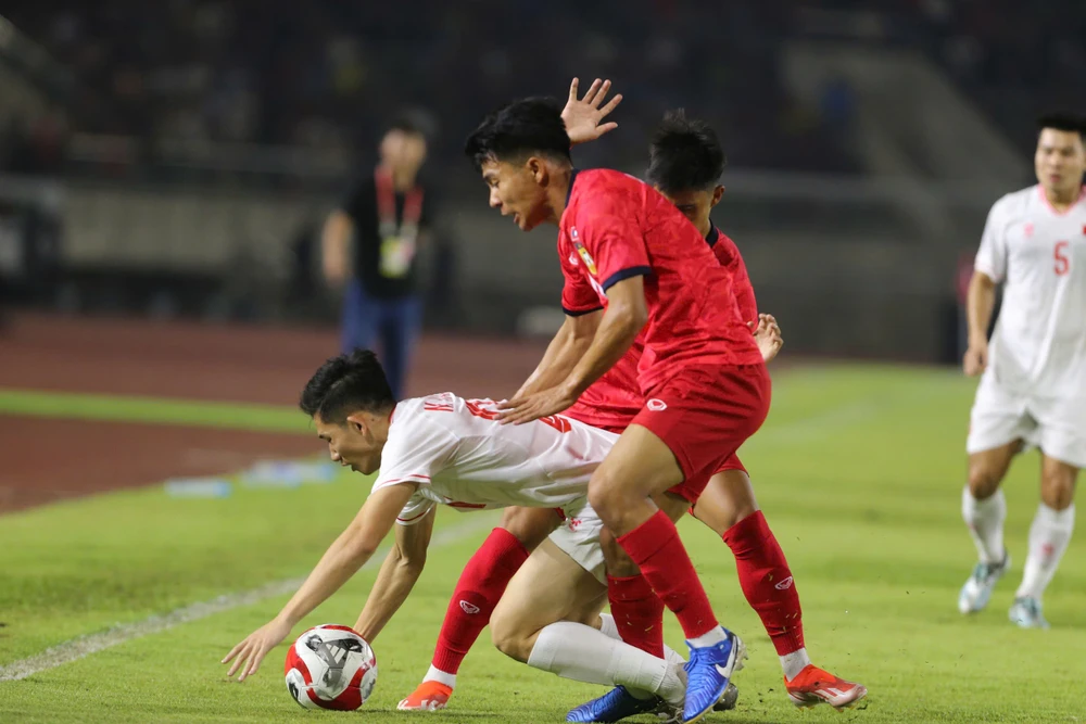 doi-tuyen-indonesia-gap-bat-loi-truoc-tran-quyet-dau-viet-nam (3).jpg