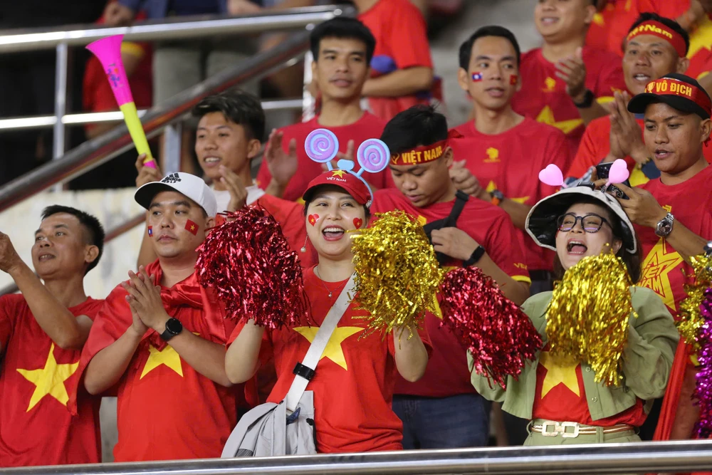 hlv-shin-tae-yong-chua-tung-thang-tuyen-viet-nam-o-aff-cup (2).jpg