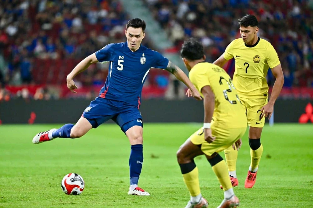 tuyen-thai-lan-thang-ap-dao-singapore (2).jpg