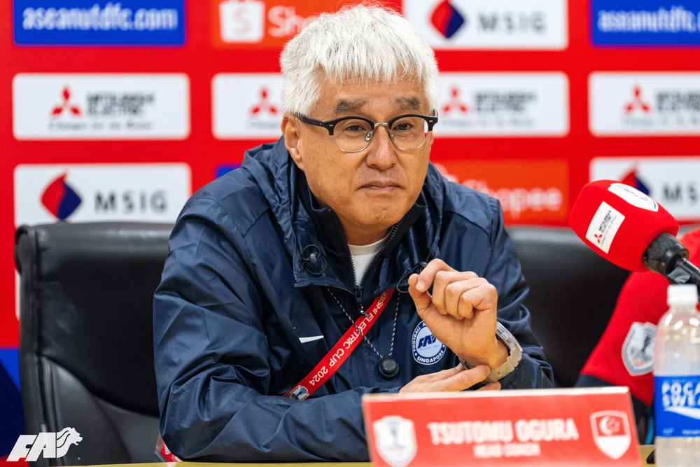 doi-tuyen-singapore-quyet-lam-nen-lich-su-khi-tiep-khach-viet-nam (1).png