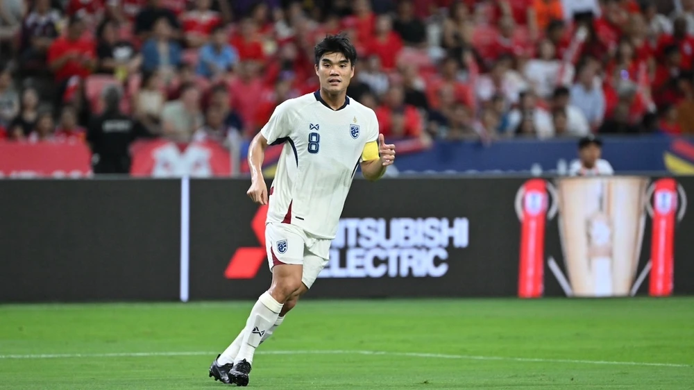 tuyen-thai-lan-gap-ton-that-lon-o-chuyen-lam-khach-philippines (1).jpg