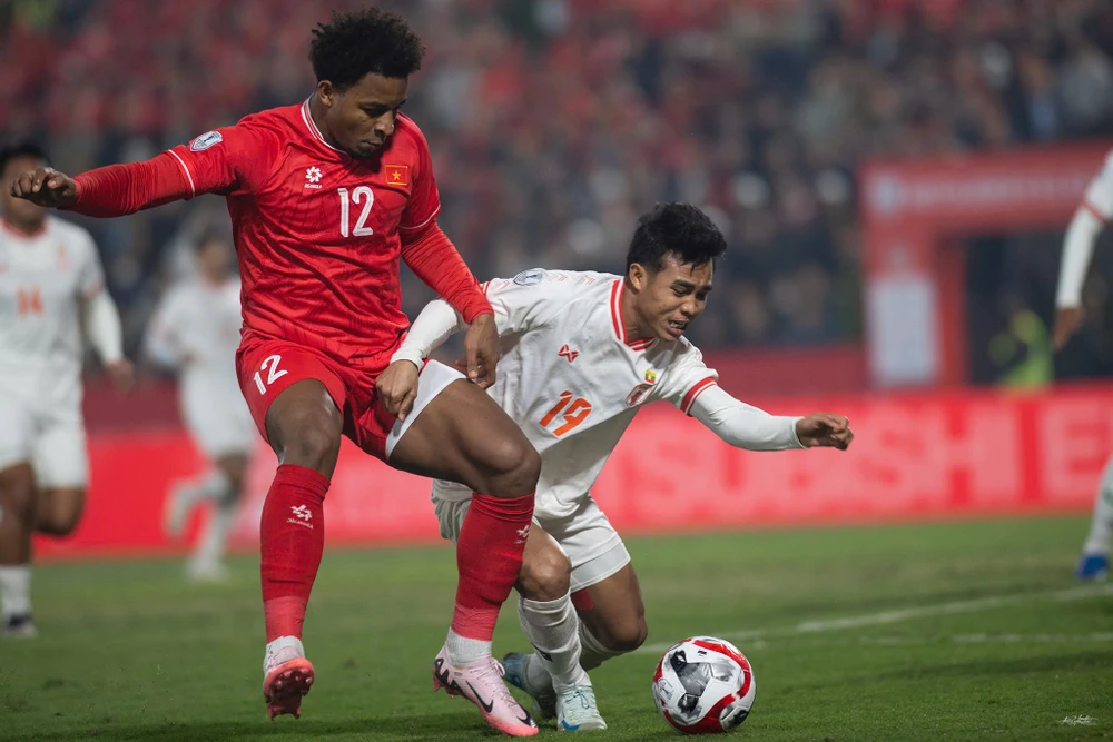 vi-sao-tuyen-viet-nam-khong-da-san-my-dinh-ma-tiep-tuc-o-viet-tri (3).jpg