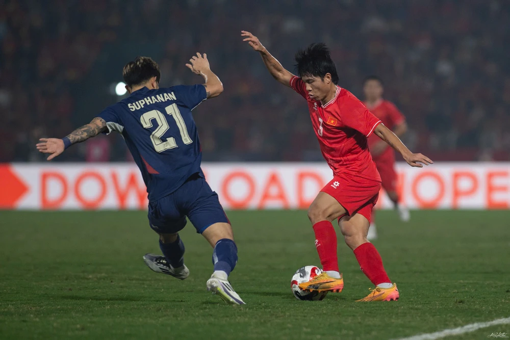 tuyen-viet-nam-can-trong-tren-dat-thai-lan (3).jpg