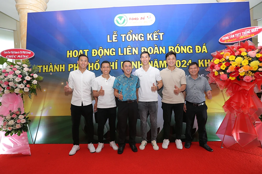 nam-boi-thu-cua-bong-da-tp-hcm (2).jpg