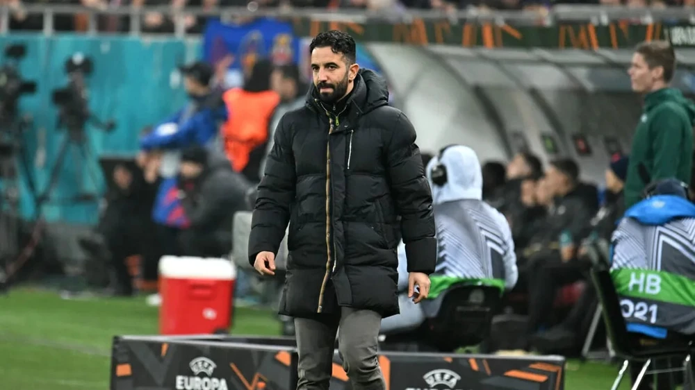 clb-man-united-khong-vo-dich-europa-league-la-mot-that-bai (2).jpg