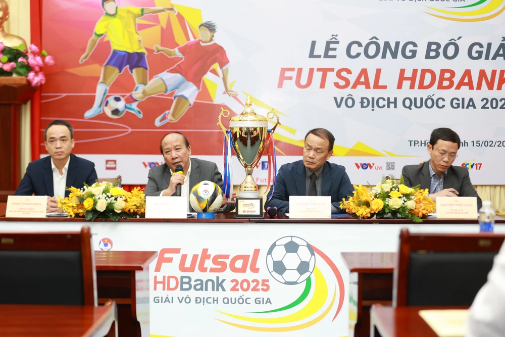 nua-ti-dong-cho-nha-vo-dich-giai-futsal-hdbank-vo-dich-quoc-gia-2025 (3).JPG