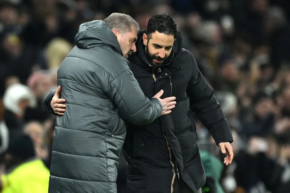 hlv-ruben-amorim-va-con-ac-mong-tai-mu (3).jpg